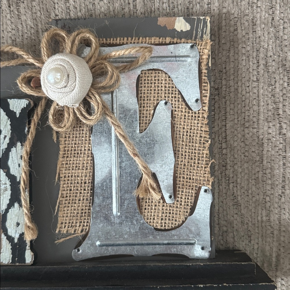 Rustic HOME Decor Sign - Picture 6 of 6